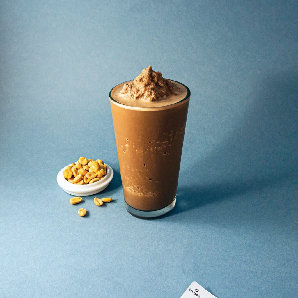 Chocolate peanutbutter latte